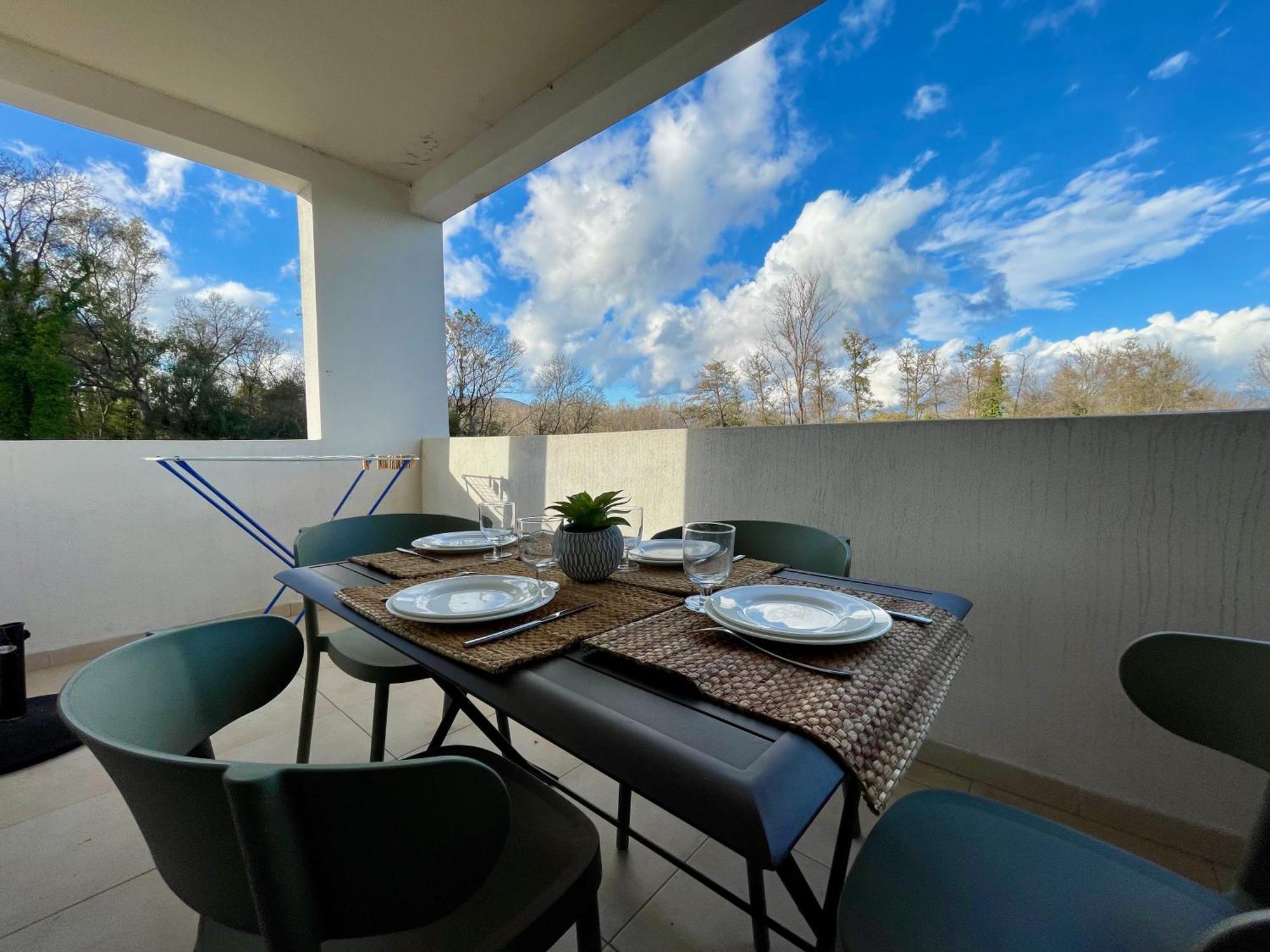 Residence Marina Di Bravone Linguizzetta Exterior foto